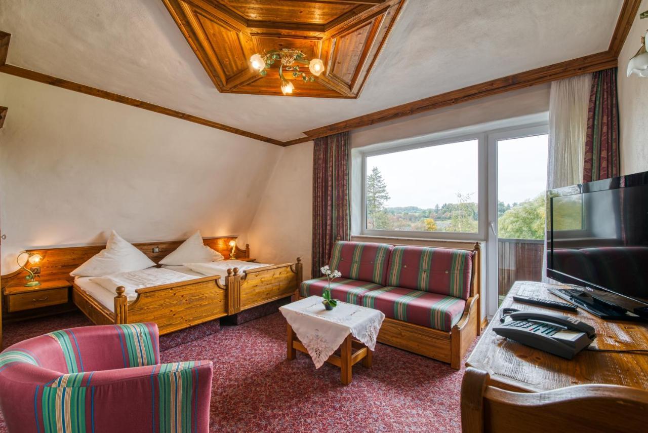 בולאנז' Hotel Haus Tiefenbach מראה חיצוני תמונה
